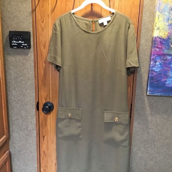 NWOT. Michael Kors Brand Nutmeg Colored Polyester Crepe Dress Size M - Picture 1 of 9